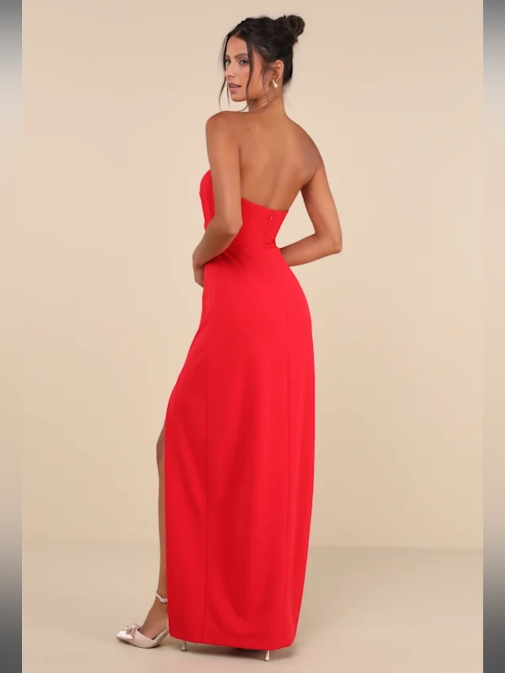 Extravagant Persona RedStrapless Cutout Column Maxi Dress - Picture 4 of 15